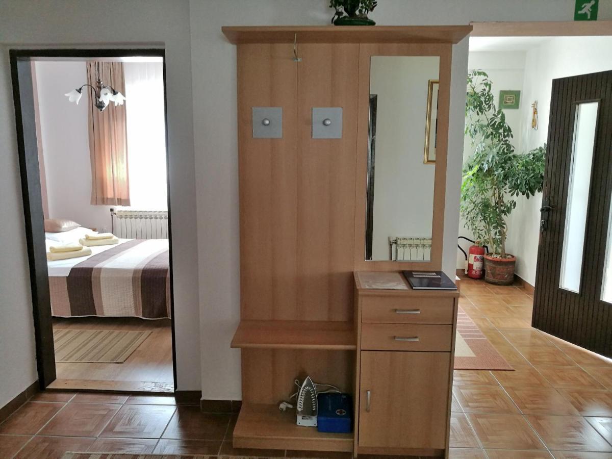 波利亚纳克House Marica别墅 外观 照片